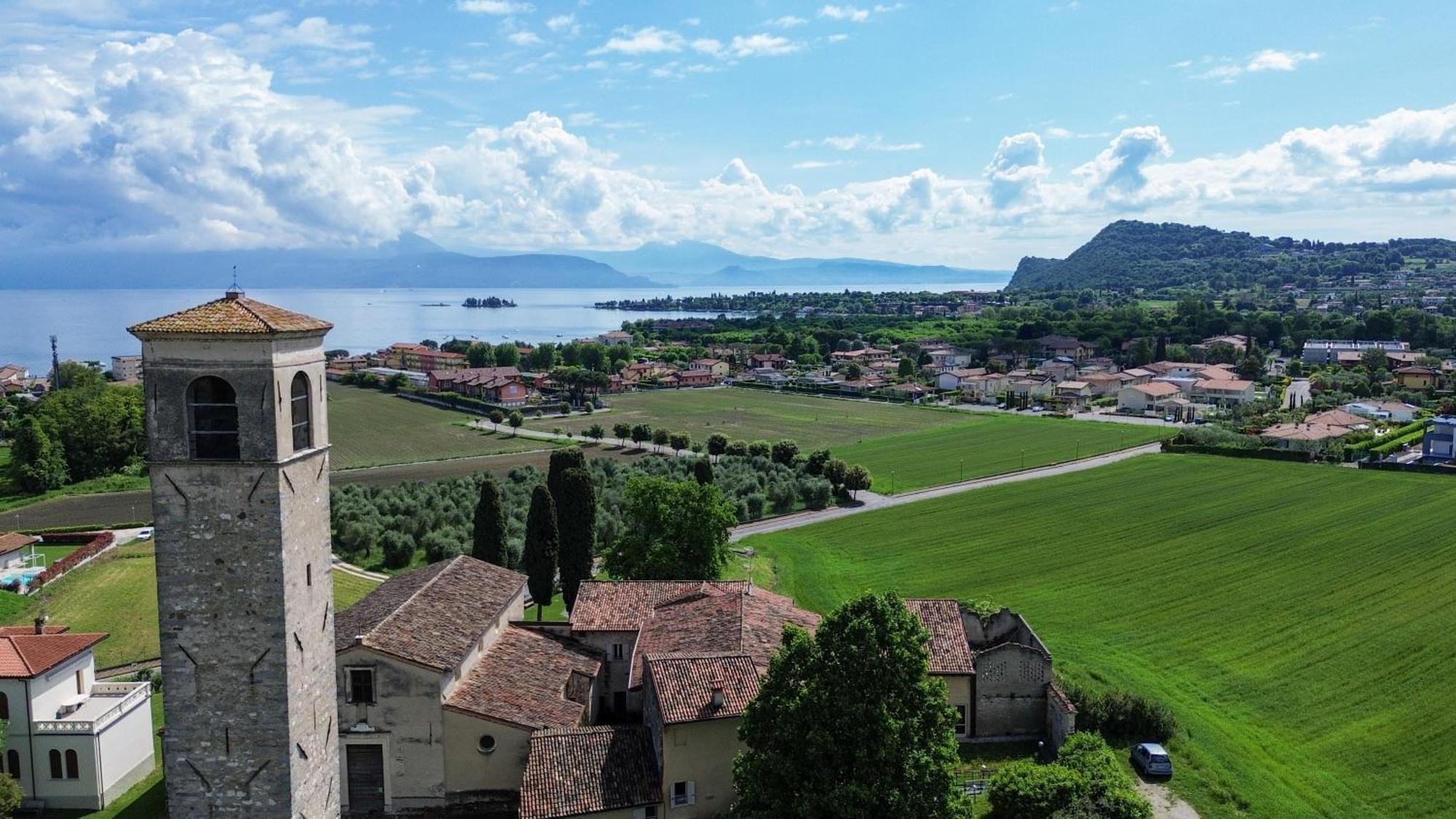 Lago Di Garda A 300M - House In Manerba Manerba del Garda Luaran gambar